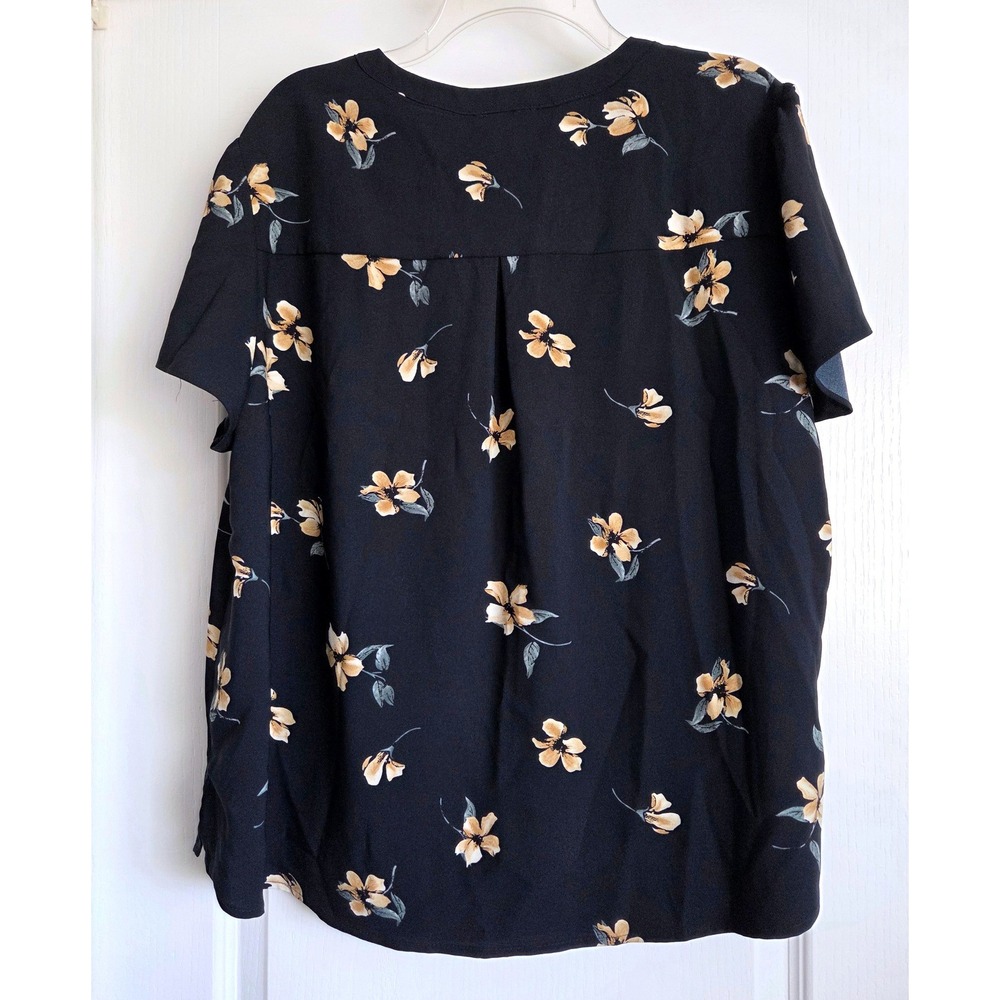Hilary Radley Navy Blue Yellow Vneck‎ Floral Flutter Sleeve Blouse Top Sz XXL - Picture 2 of 5